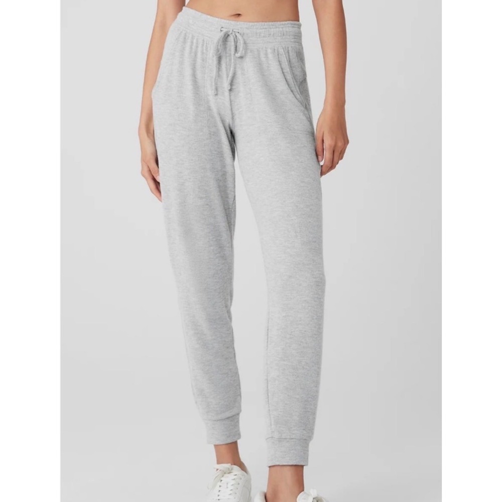 Alo Yoga Womens XS Heather Grey Jogger Sweatpants Drawstring Pockets Athleisure